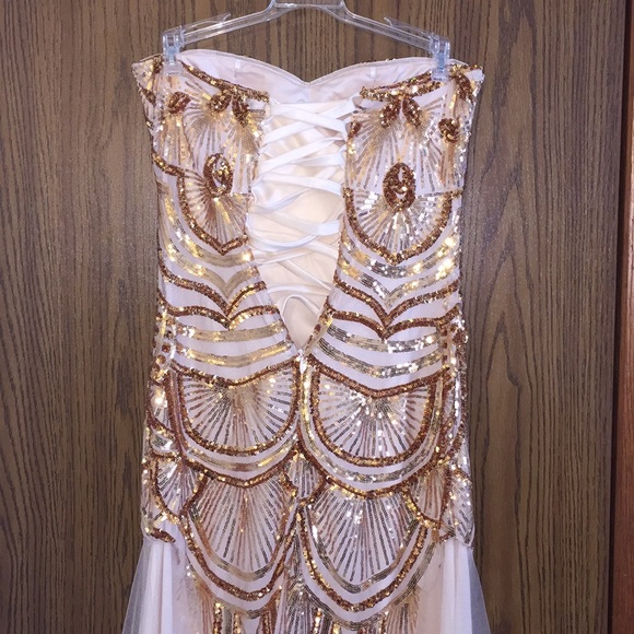 Cream and Gold Sequin Prom/Homecoming Dress - Picture 5 of 7
